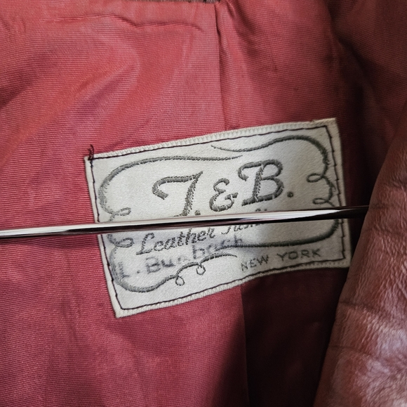 Vintage T & B faux Leather Fashion Jacket Size L Burnt red color - Picture 7 of 7